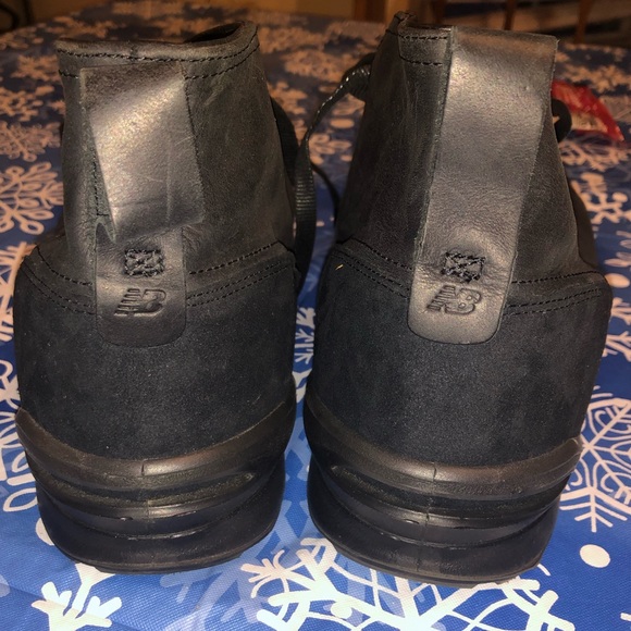 Size 14 New Balance Men's BM3020BK Chukka Boot Black - Picture 4 of 6